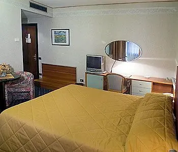 Il Cecchini Hotel Pasiano Di Pordenone