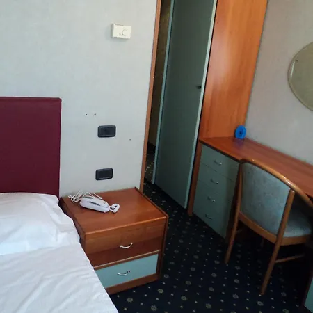 伊尔切基尼酒店 Pasiano Di Pordenone